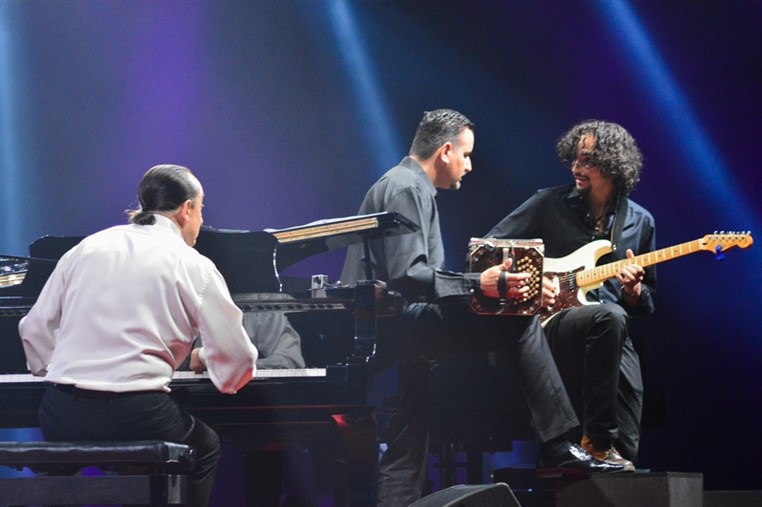 The Piano Duel at Beirut Holidays